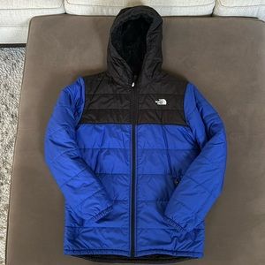 The North Face reversible coat. Big Boys size XL (18-20)